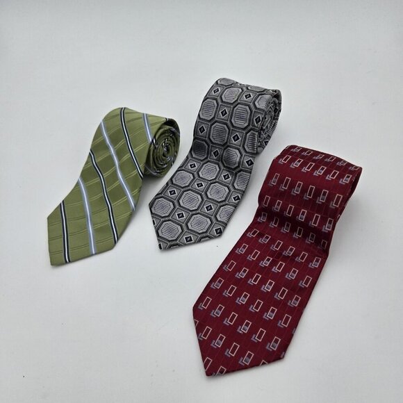 Croft And Barrow Silk Ties Set Of Three 3 Red Green Sliver Wide 4 Inches By 60 - Picture 1 of 7